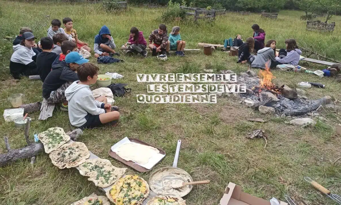 imgi_43_cropped-cropped-Vivre-ensemble-les-temps-de-vie-quotidienne_ok